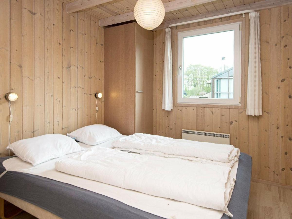 6 Person Holiday Home In Sj Lund Sjolund Extérieur photo